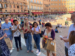 Participants of a previous Liberal Studies Field School abroad in Italy