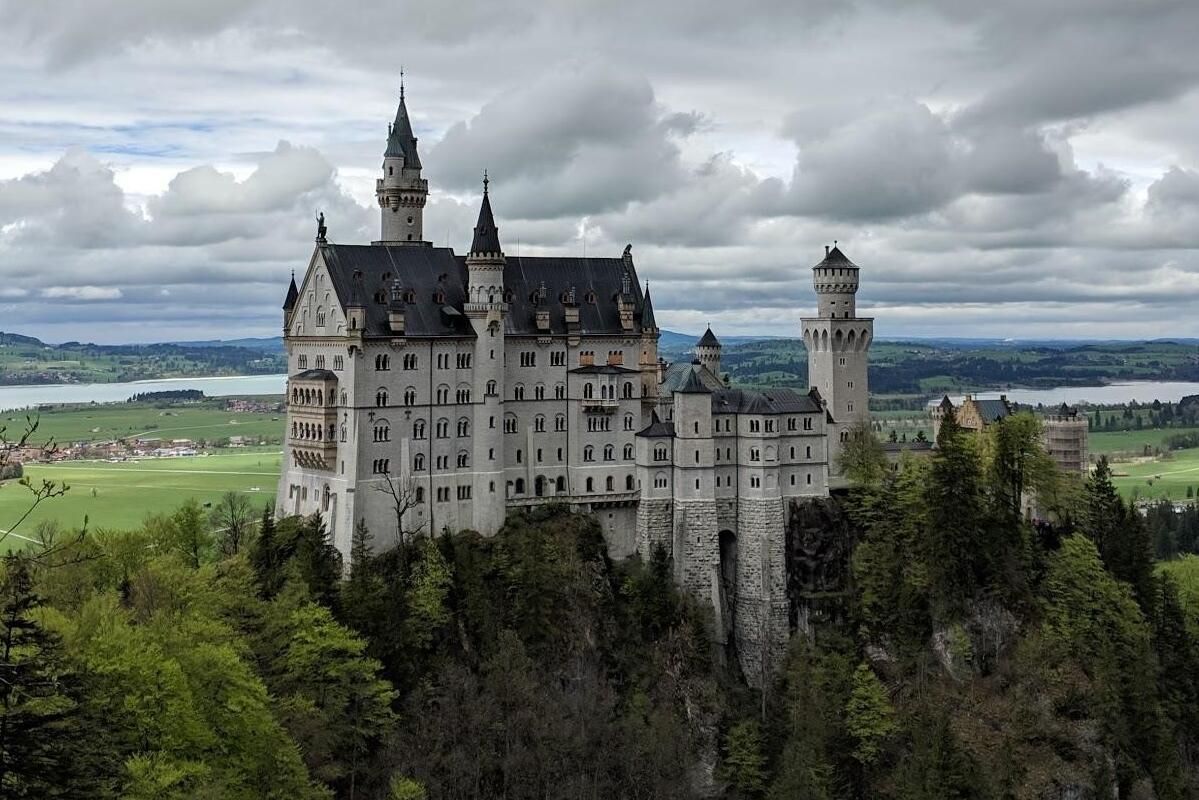 Expansive View of Castle 